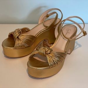 Guilhermina Knotted Platform Gold Sandals Size 7